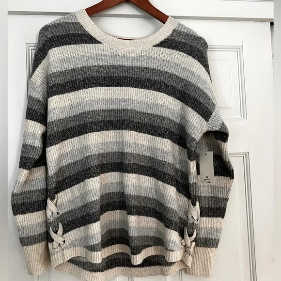 Pink Republic Sweaters Pink Republic Grey Cream Striped